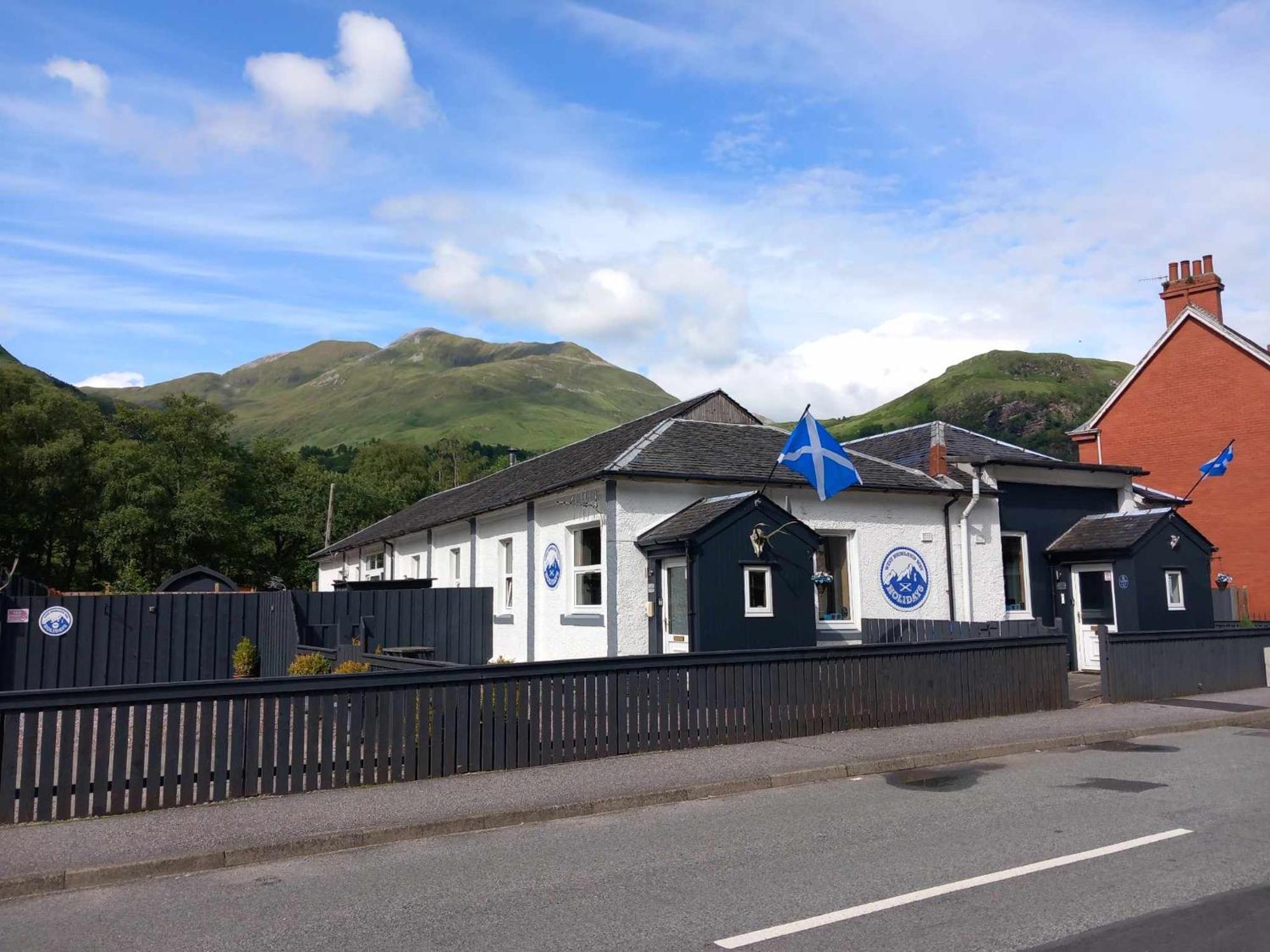 Leven And Linnhe Apartments, West Highland Way Holidays 金洛赫利文 外观 照片